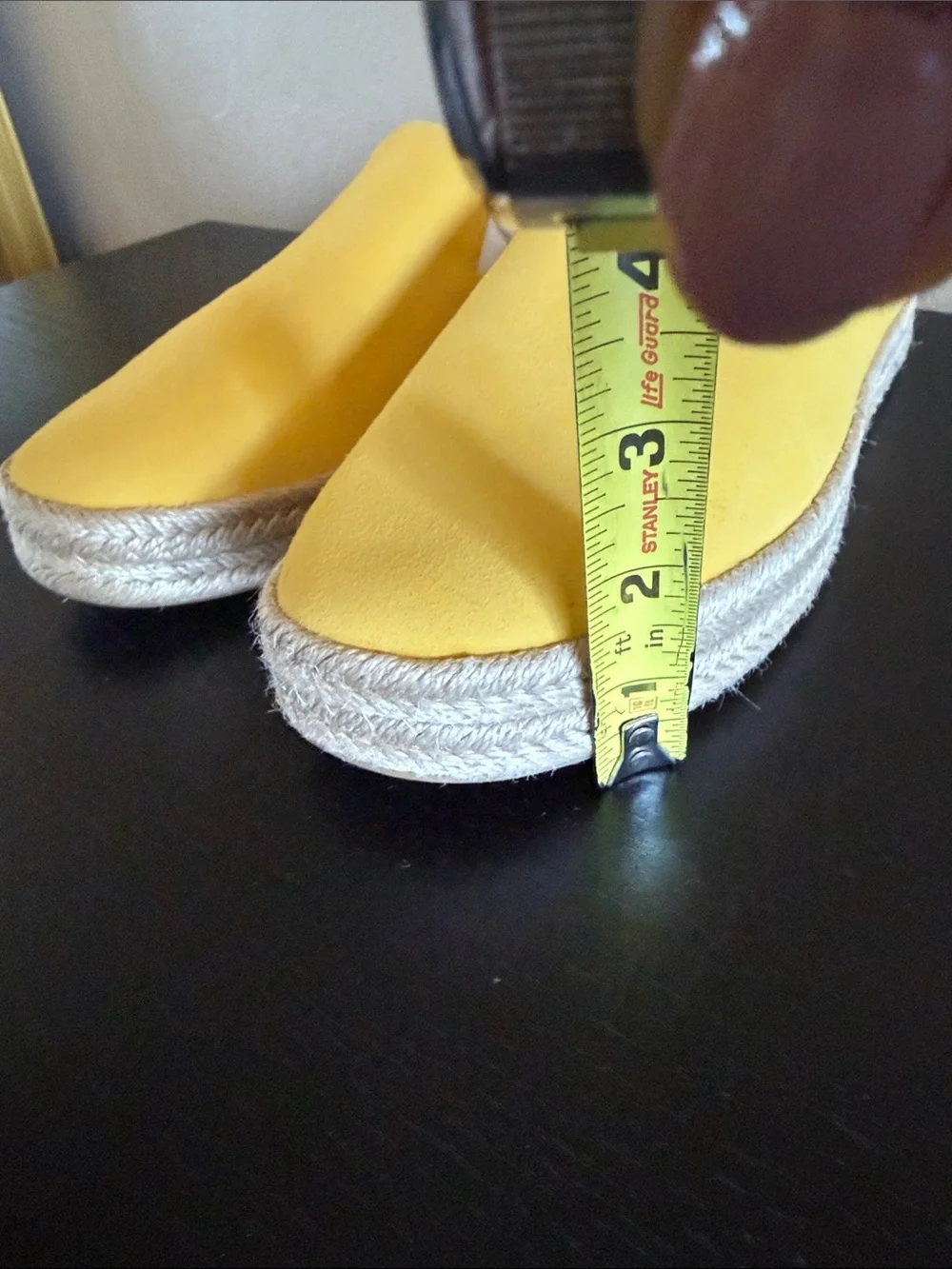TOMS Alpargata Yellow Leather Slip On Espadrille Shoes Women's Size 9.5 NEW